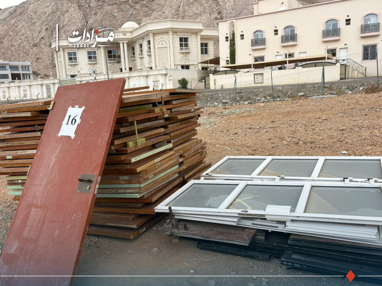 16-Wooden doors + aluminum doors